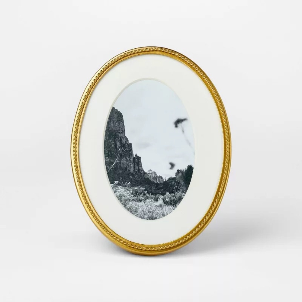 6"x8" Matted to 4"x6" Twisted Metal Oval Picture Frame - Threshold Studio McGee